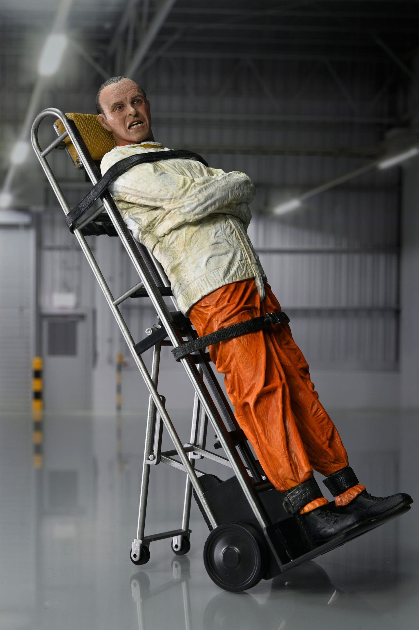 The Silence of the Lambs Dr. Hannibal Lecter (Masked) 18 cm Action Figure