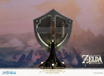 The Legend of Zelda Breath of the Wild PVC Statue Hylian Shield Collector's Edition 29 cm - Damaged packaging
