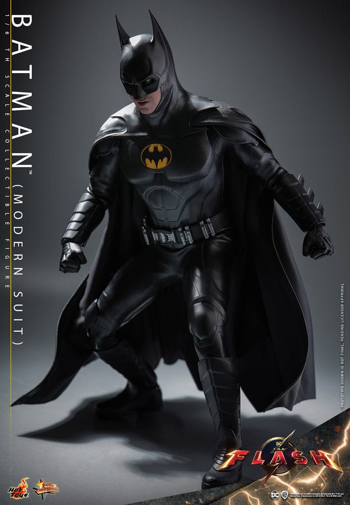 The Flash Movie Masterpiece Action Figure 1/6 Batman (Modern Suit) 30 cm