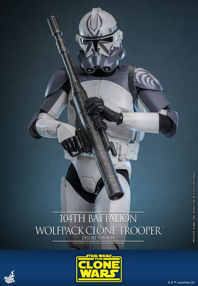 Star Wars The Clone Wars Action Figure 1/6 104th Battalion Wolfpack Clone Trooper Deluxe Version 30 cm - Damaged packaging