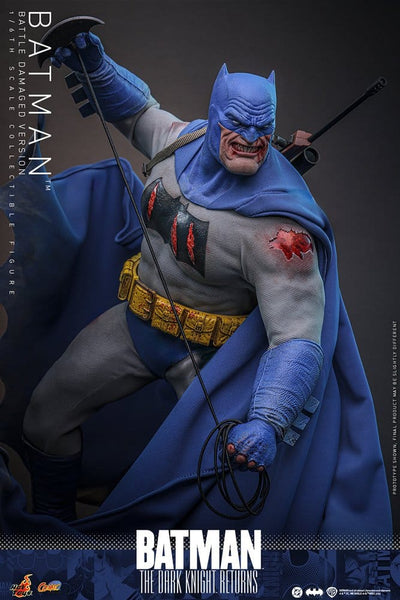 Batman: The Dark Knight Returns Comic Masterpiece Action Figure 1/6 Batman (Battle Damaged Version) 32 cm
