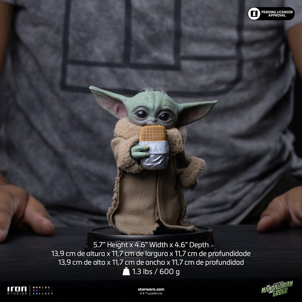 The Mandalorian & Grogu Grogu Collection Statue Grogu Food Cart Snack