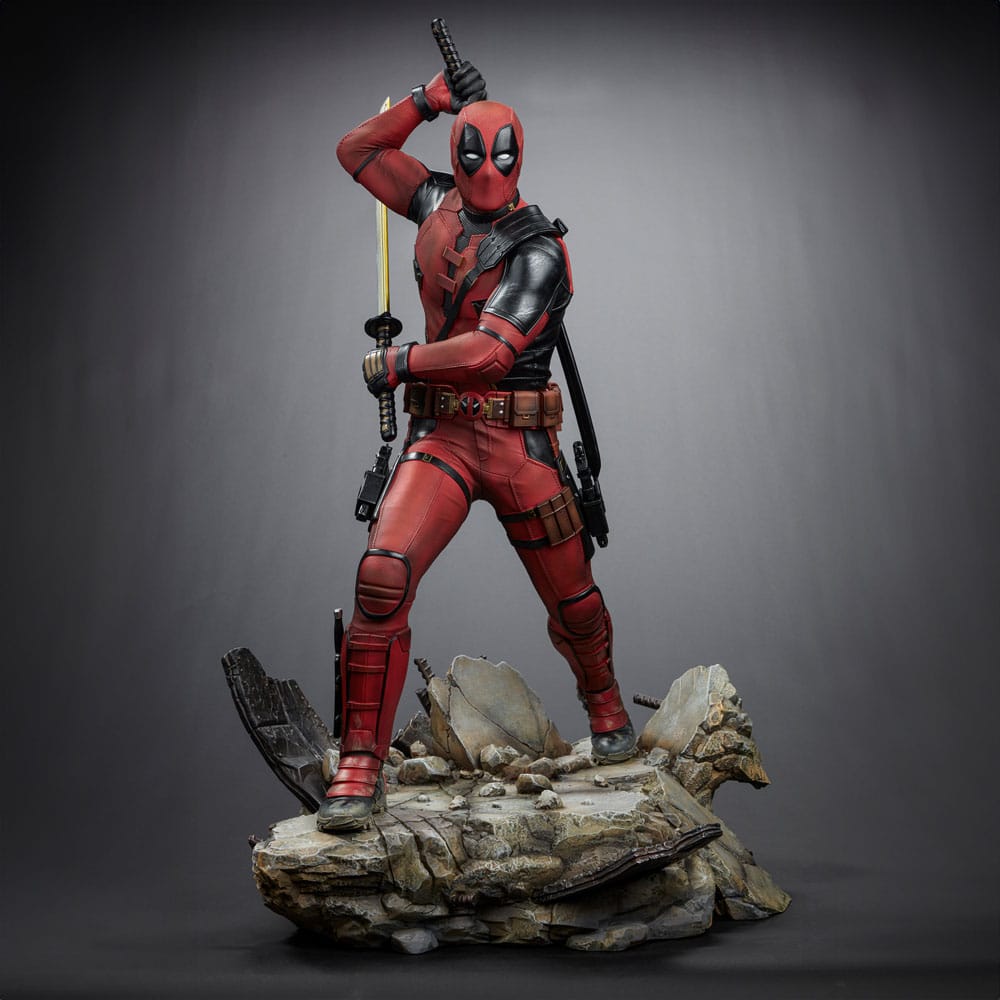 Deadpool 3 Legacy Replica Statue 1/4 Deadpool 58 cm - Severely damaged packaging