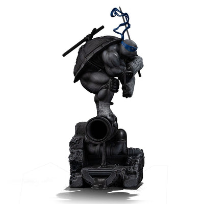 Teenage Mutant Ninja Turtles Art Scale Statue 1/10 Leonardo Black and White Variant 26 cm heo exclusive