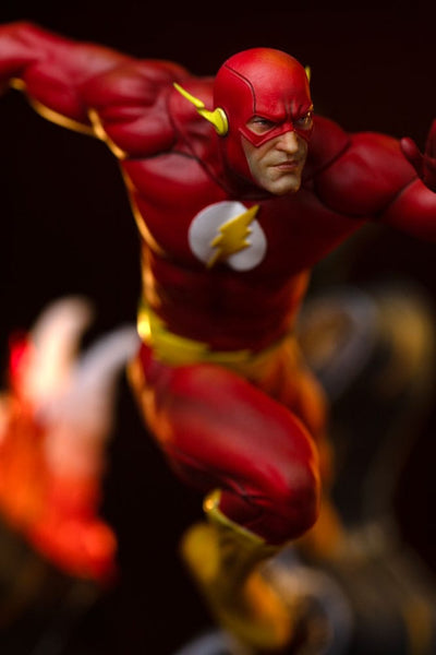 DC Comics Art Scale Statue 1/10 Flash 25 cm