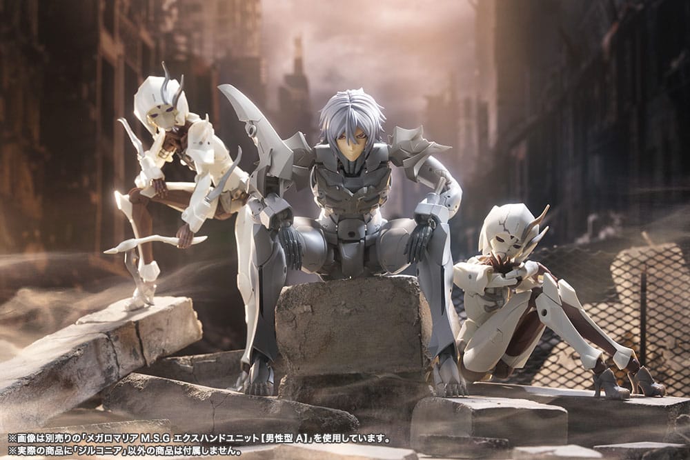 Megalomaria Unlimited Universe Model Kit Zirconia 18 cm