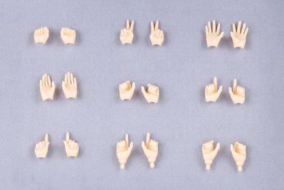 Megami Device M.S.G 09 Accessory Set 1/1 Hand Set Skin Color A