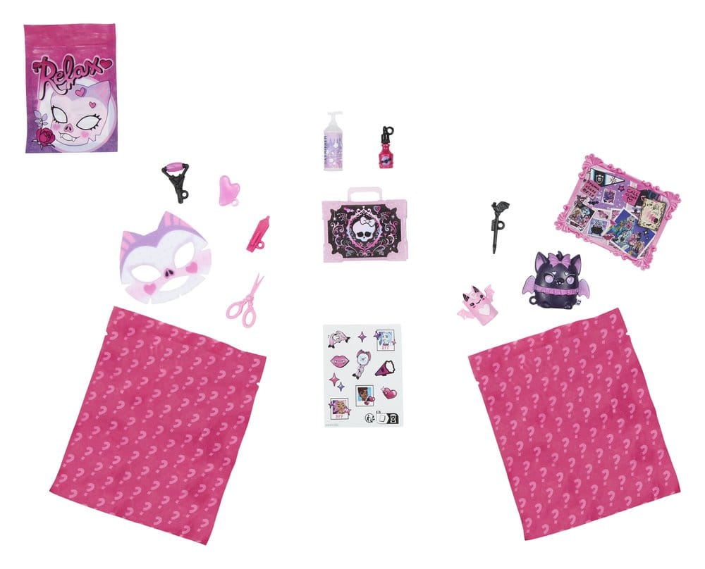 Monster High Self-Scare Secrets Doll Draculaura