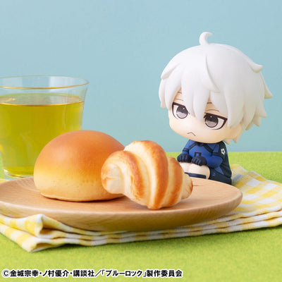 Blue Lock Look Up PVC Statue Seishiro Nagi Japanese National Player Match Ver. 11 cm