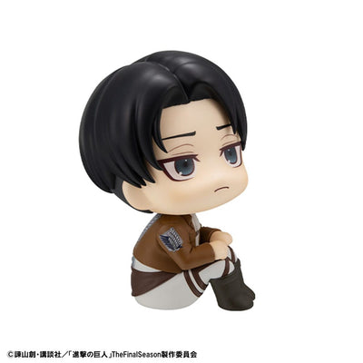 Attack on Titan Look Up PVC Statue Levi 11 cm