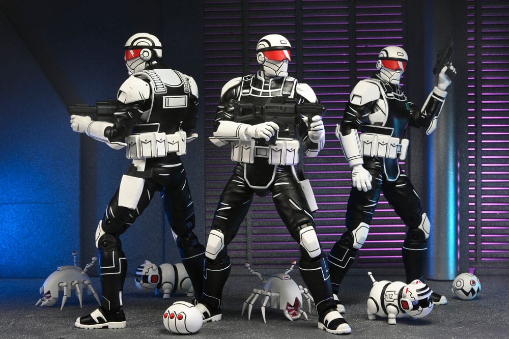 Teenage Mutant Ninja Turtles (The Last Ronin) Action Figure Synja Commando with Mousers 18 cm