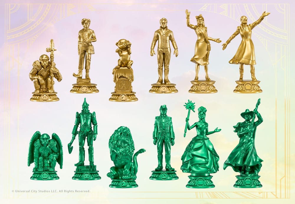 Wicked: For Good Chess Set Shiz vs. Emerald City - Damaged packaging