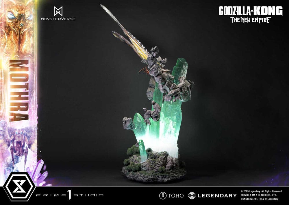 Godzilla x Kong: The New Empire Ultimate Diorama Masterline Series Statue Mothra Bonus Version 113 cm