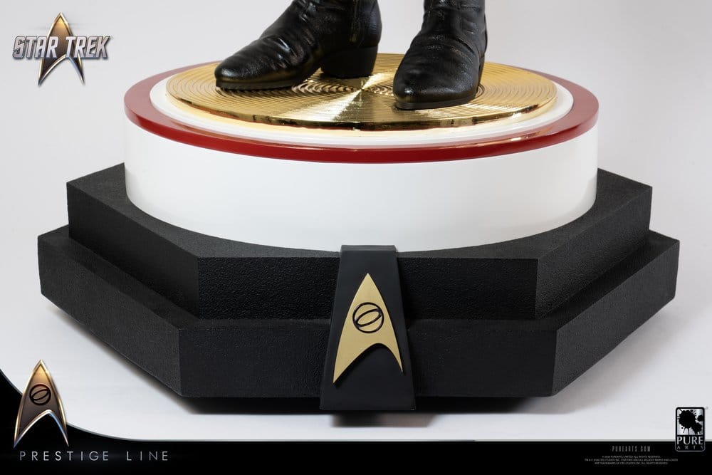 Star Trek Prestige Line Statue 1/2 Spock 111 cm