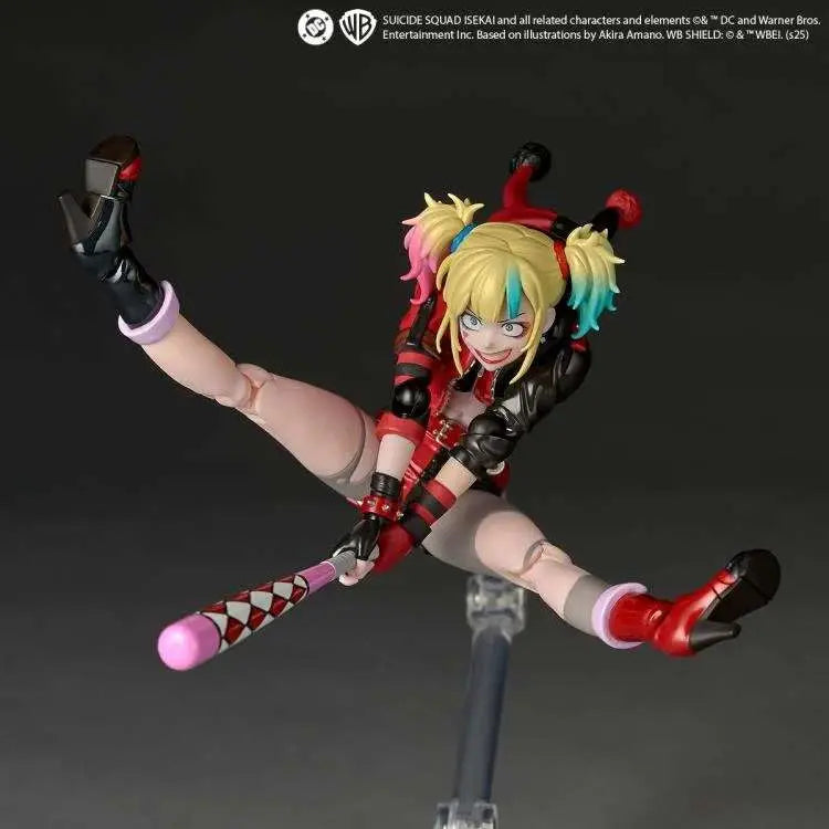 Revoltech A.y. Harley Quinn Suicide Squad Isekai Ver.