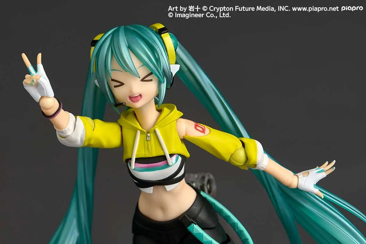 Revoltech A.y. Hatsune Miku Boxing Ver Action Figure