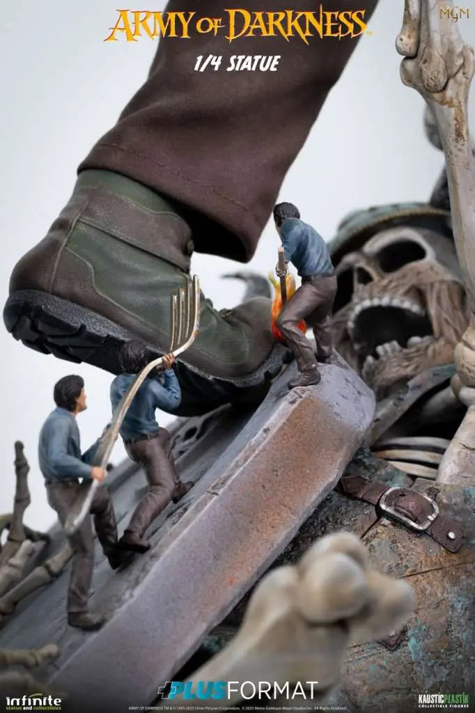 Army Of Darkness Ash 1/4 Plus Format Statue