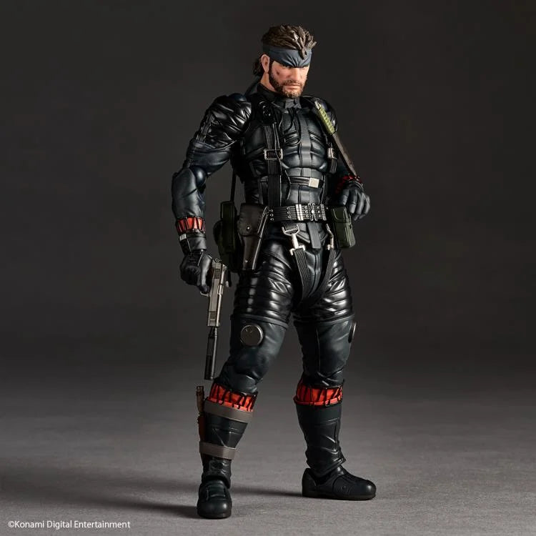Revoltech A.y. Metal Gear Solid Delta Naked Snake Sneaking Suit Ver Action Figure