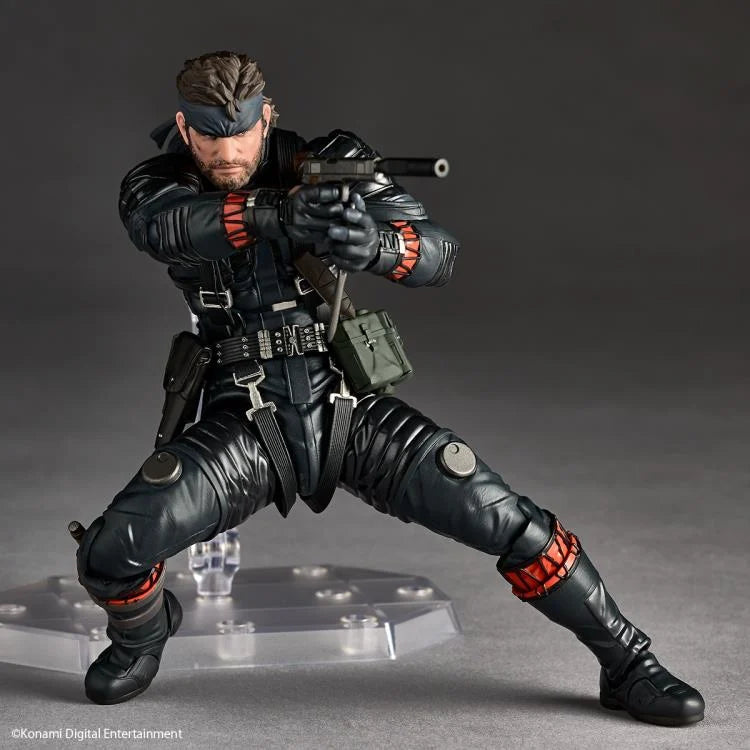 Revoltech A.y. Metal Gear Solid Delta Naked Snake Sneaking Suit Ver Action Figure