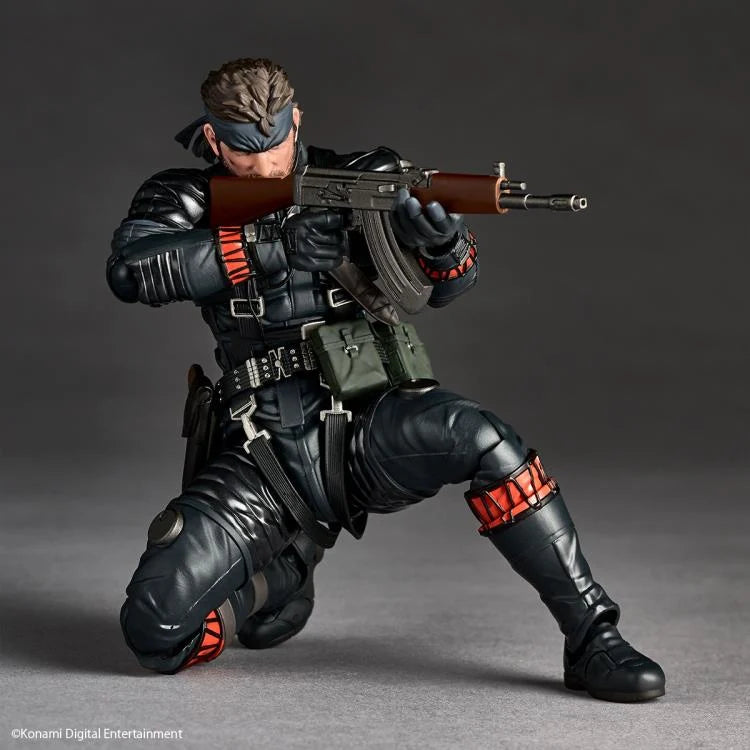 Revoltech A.y. Metal Gear Solid Delta Naked Snake Sneaking Suit Ver Action Figure