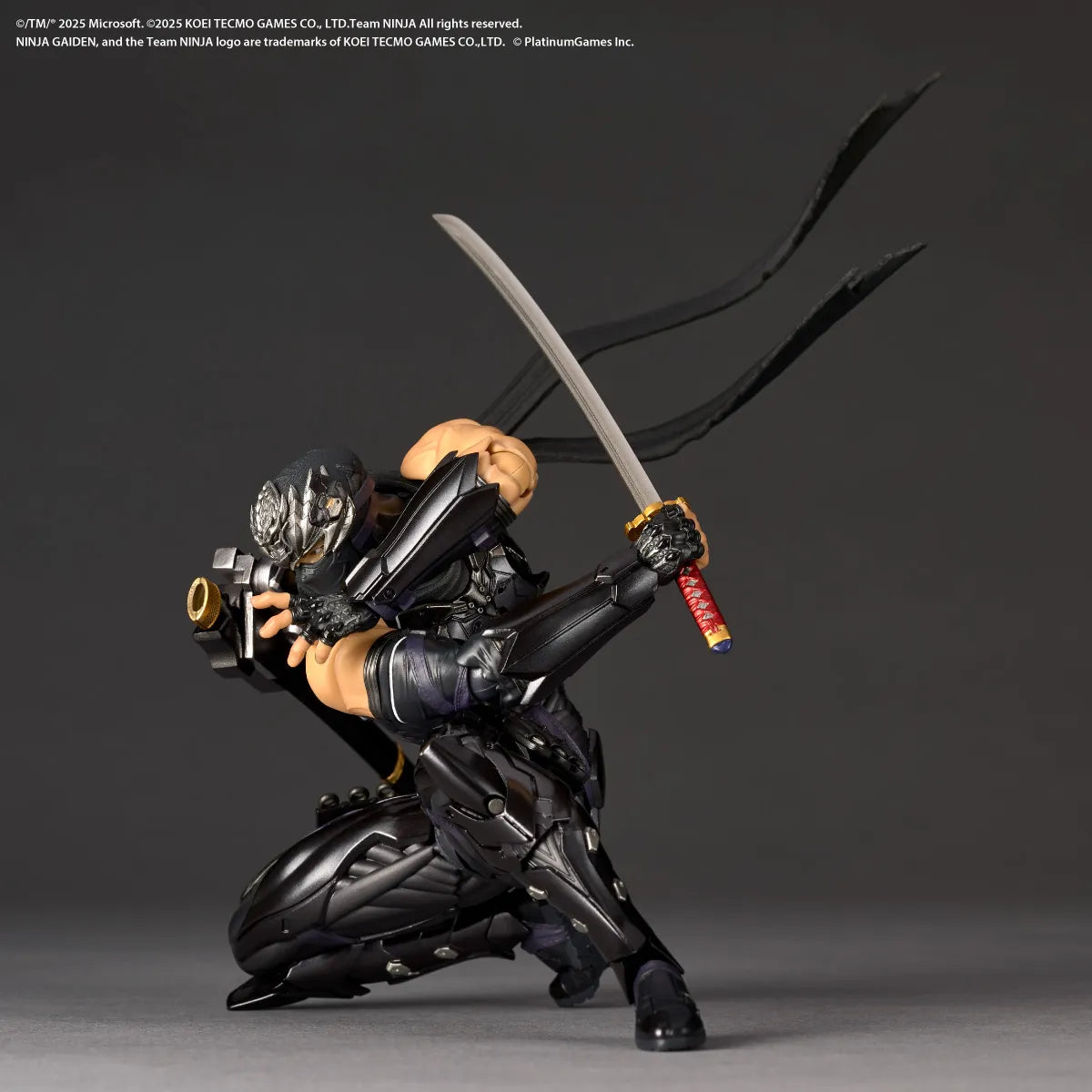 Revoltech Amazing Yamaguchi Ryu Hayabusa Ninja Gaiden 4 Action Figure