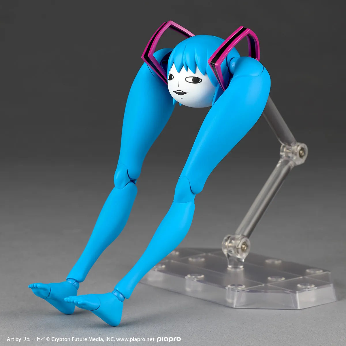 Revoltech Hatsune Miku  Shiteyanyo Action Figure