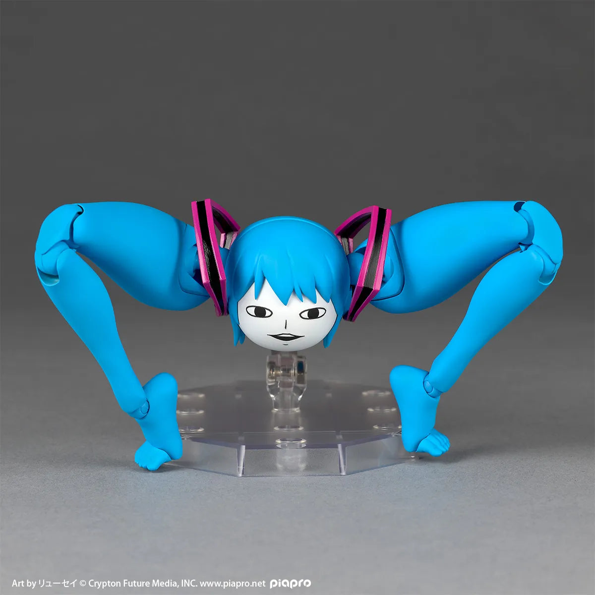 Revoltech Hatsune Miku  Shiteyanyo Action Figure