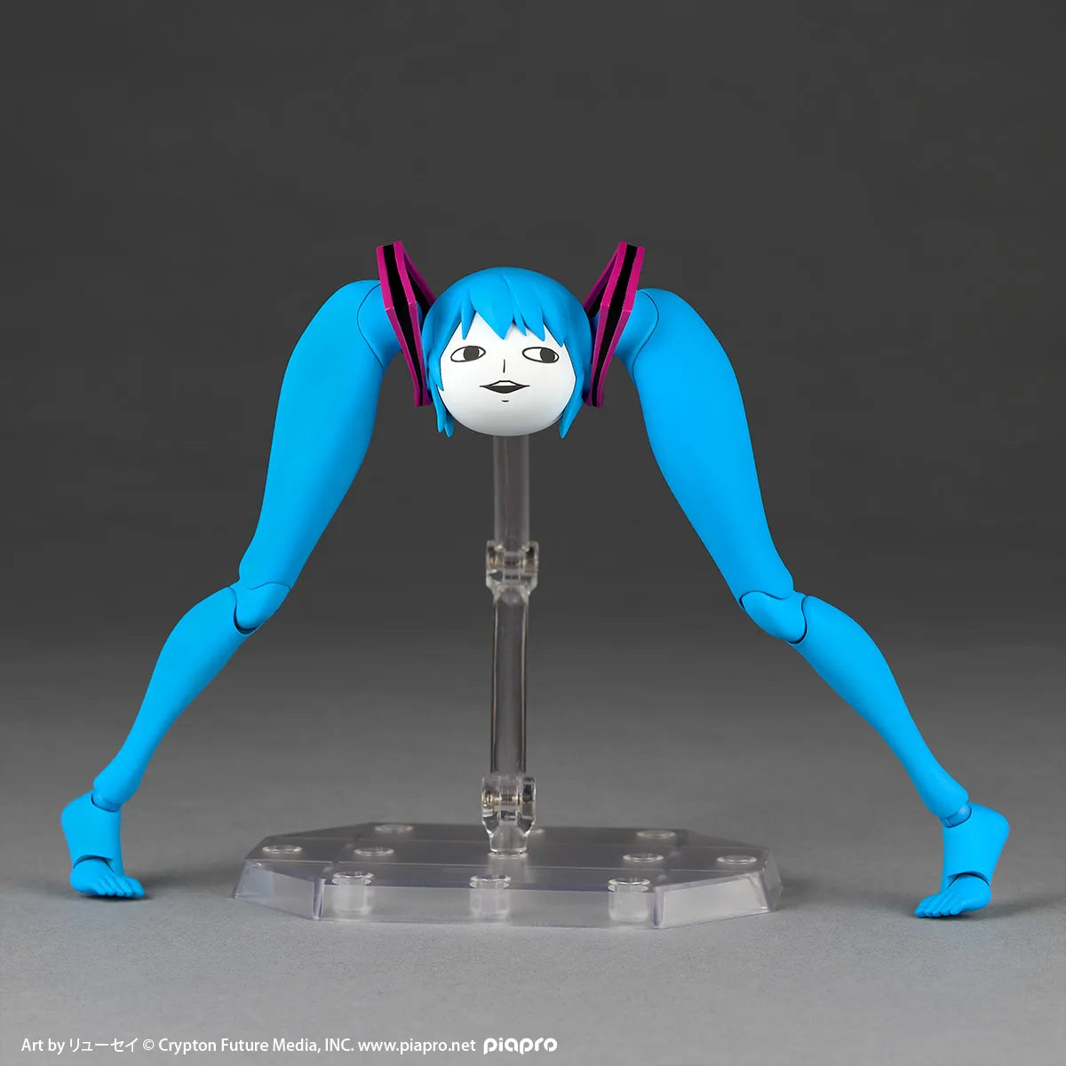 Revoltech Hatsune Miku  Shiteyanyo Action Figure