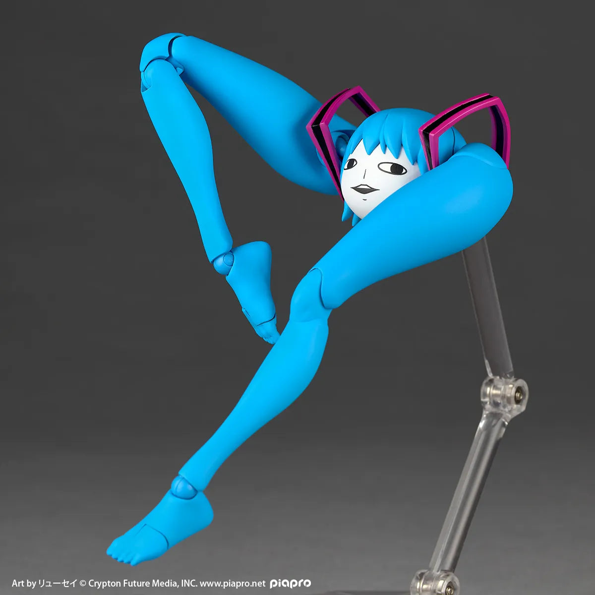Revoltech Hatsune Miku  Shiteyanyo Action Figure
