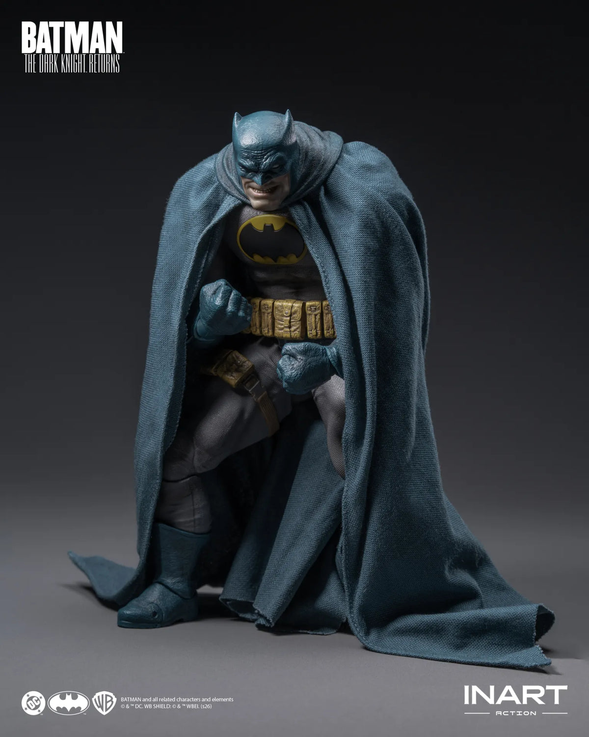 Batman The Dark Knight Returns Blue Suit 1/12 Action Figure