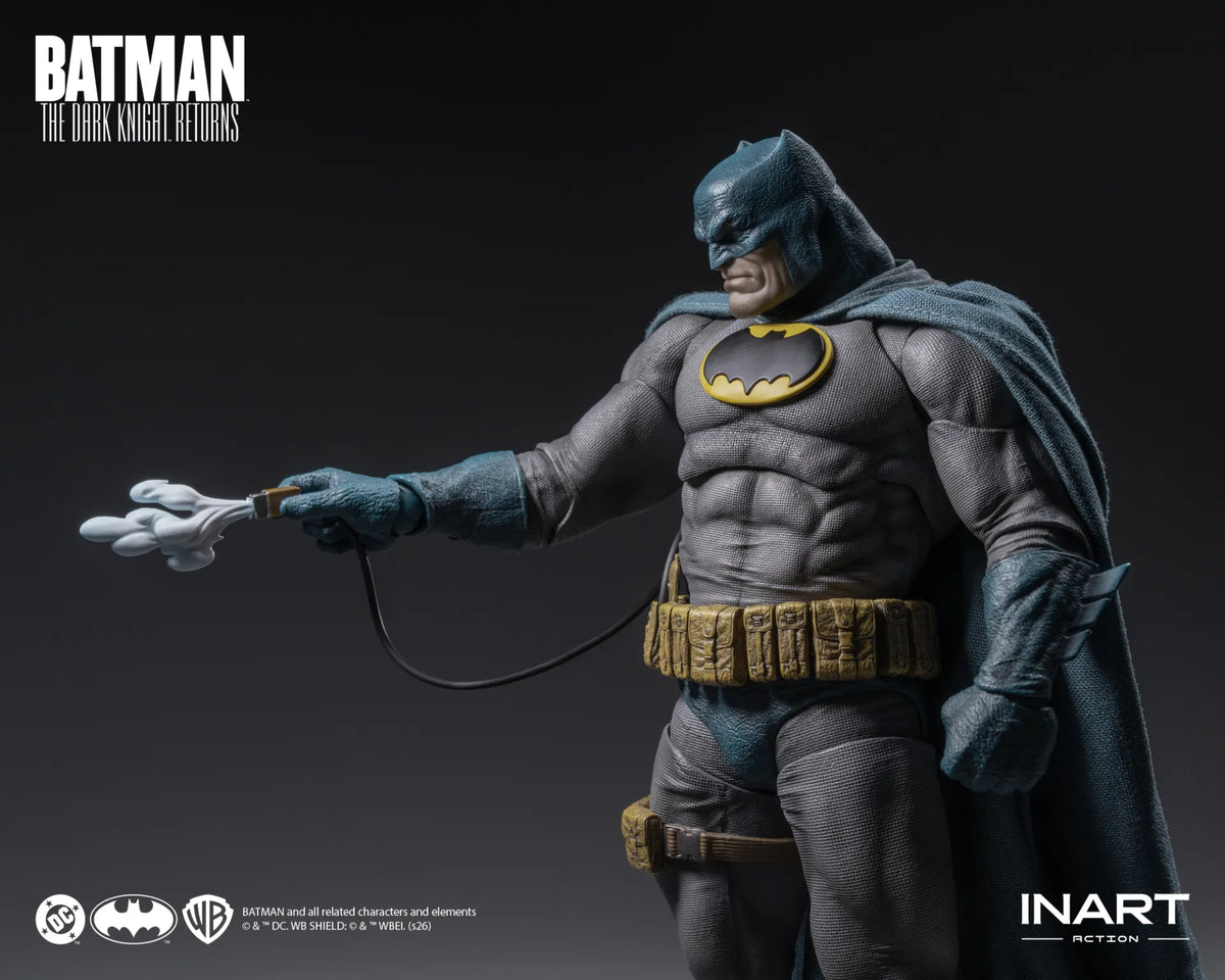 Batman The Dark Knight Returns Blue Suit 1/12 Action Figure