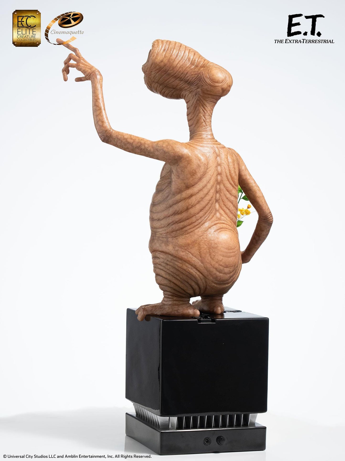 E.T. The Extra-Terrestrial  1/3 E.T. 59 cm Statue (Limited Edition 299)