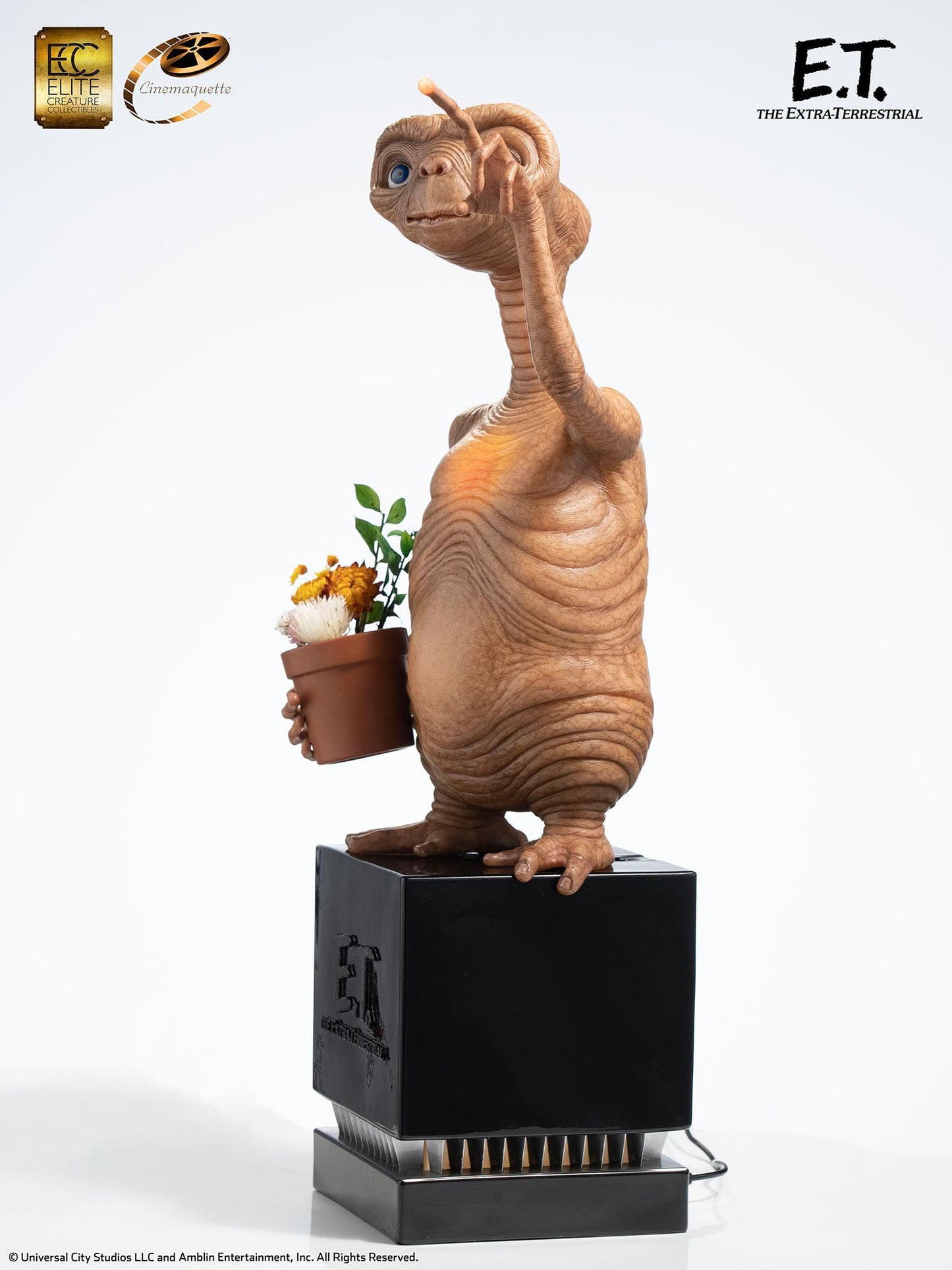 E.T. The Extra-Terrestrial  1/3 E.T. 59 cm Statue (Limited Edition 299)