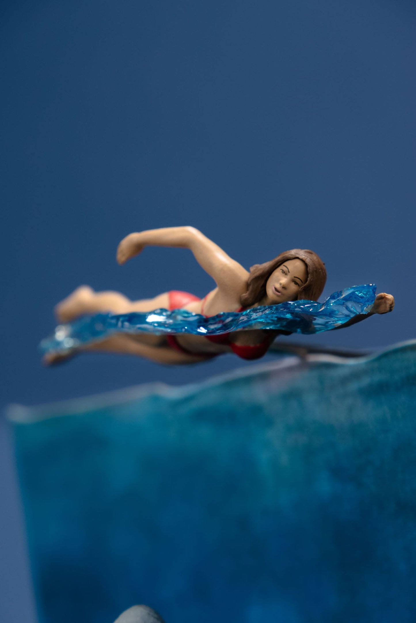 Jaws Movie Maniacs (50th Anniversary) 16 cm Statue