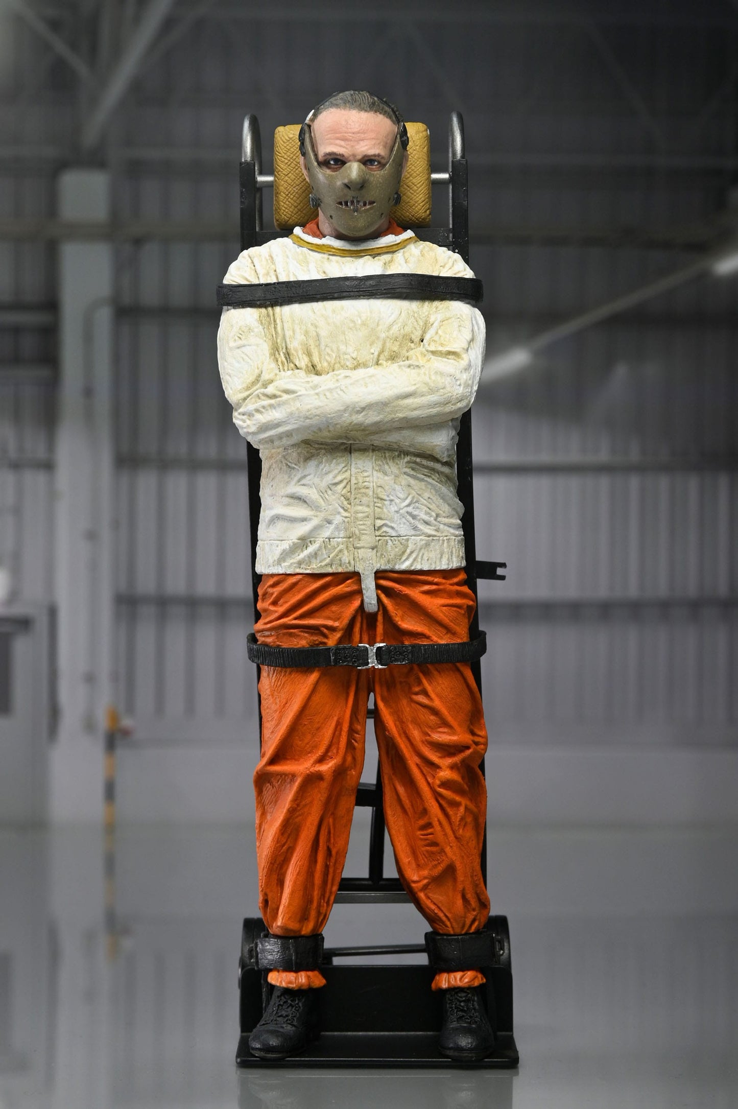 The Silence of the Lambs  Dr. Hannibal Lecter (Masked) 18 cm Action Figure