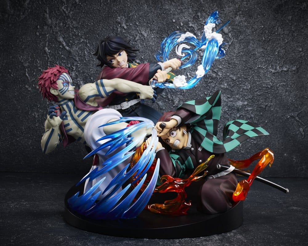 Demon Slayer: Kimetsu no Yaiba PVC Figure Tanjiro Kamado & Giyu Tomioka & Akaza 13 cm