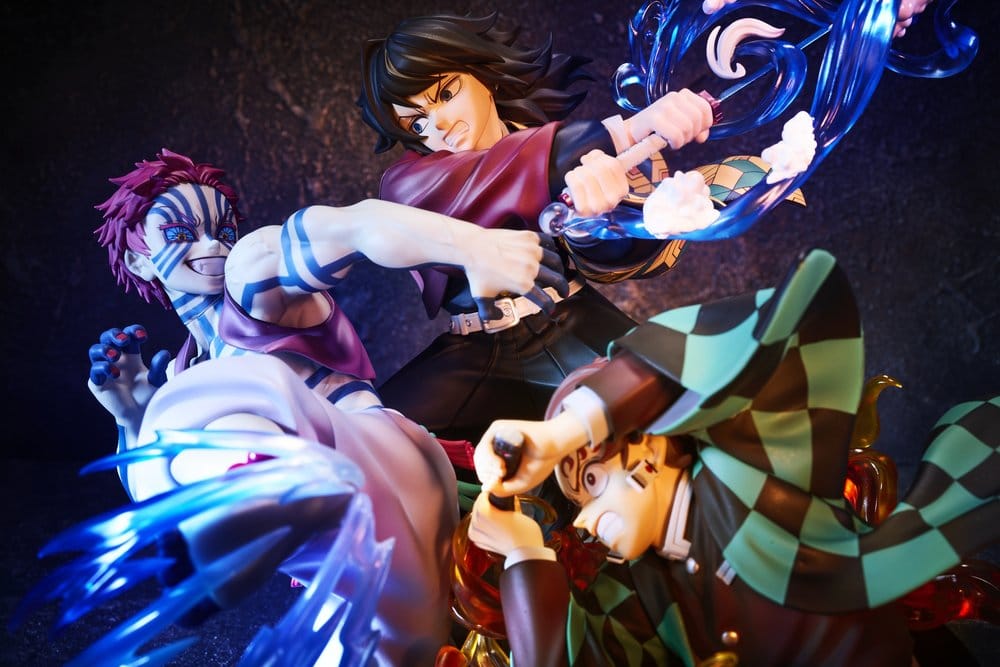 Demon Slayer: Kimetsu no Yaiba PVC Figure Tanjiro Kamado & Giyu Tomioka & Akaza 13 cm