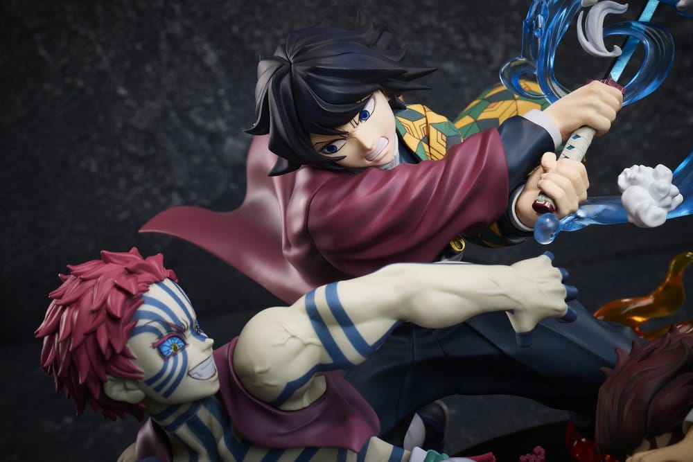 Demon Slayer: Kimetsu no Yaiba PVC Figure Tanjiro Kamado & Giyu Tomioka & Akaza 13 cm
