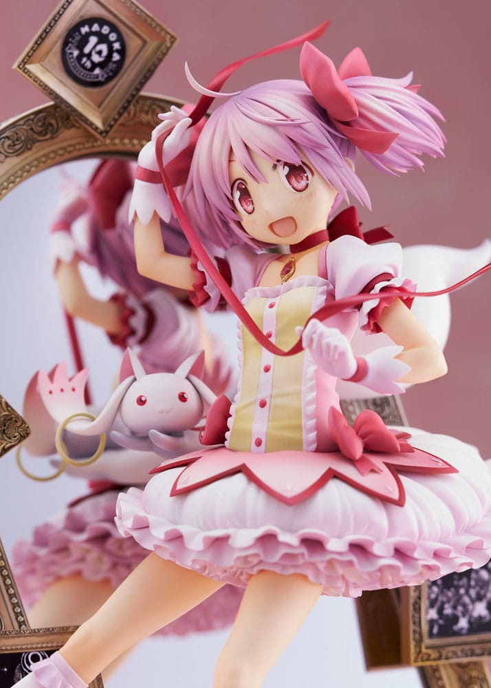 Puella Magi Madoka Magica Statue 1/7 Madoka Kaname 10th Anniversary Ver. 25 cm - Damaged packaging