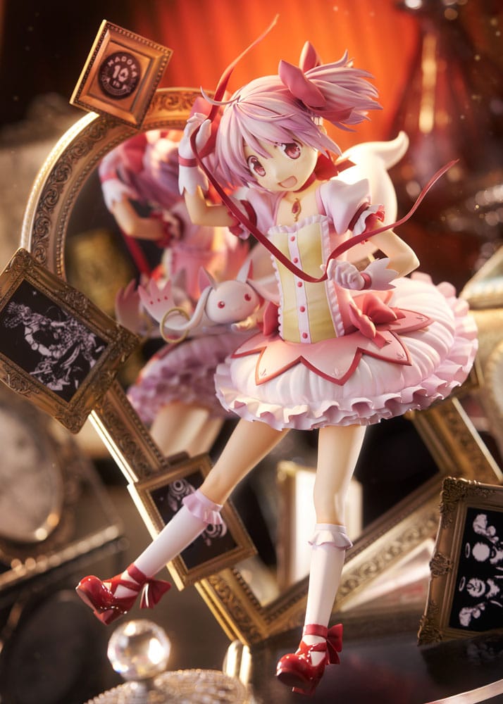 Puella Magi Madoka Magica Statue 1/7 Madoka Kaname 10th Anniversary Ver. 25 cm - Damaged packaging