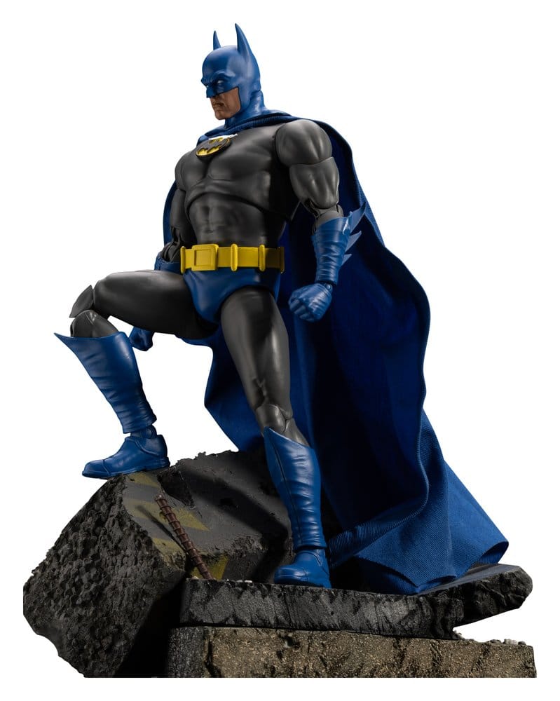 DC Comics Action Figure Batman Limited Edition 21 cm