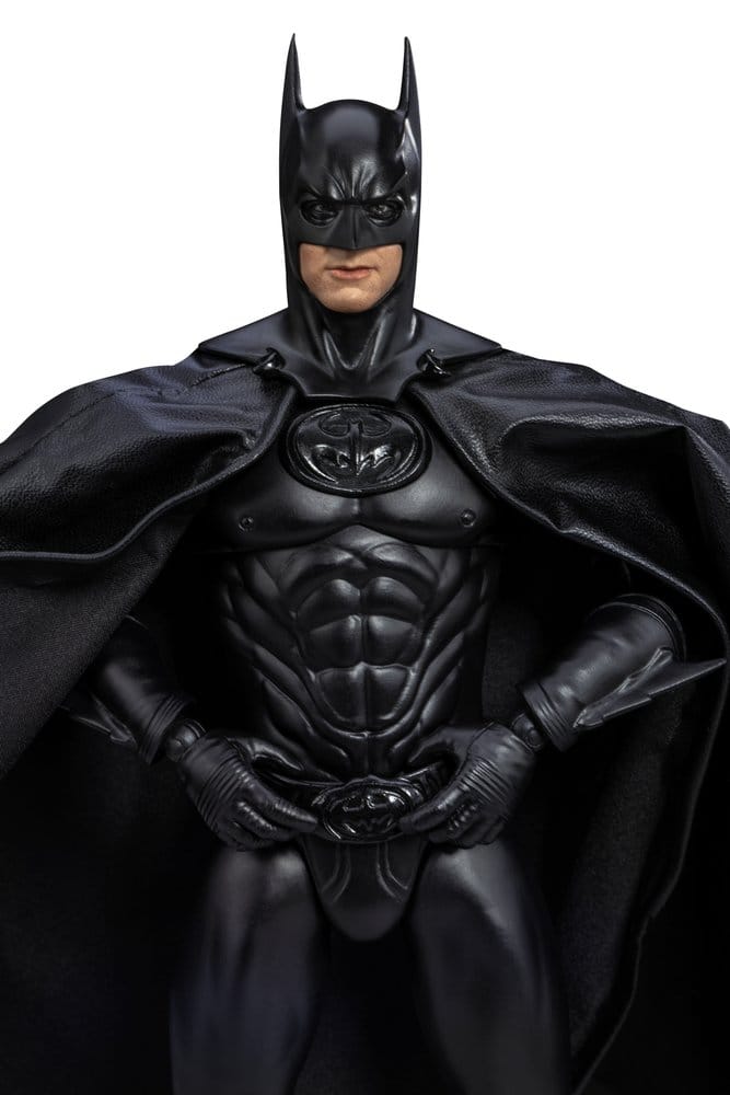 DC Comics Dynamic 8ction Heroes Action Figure Batman (Batman & Robin) 21 cm