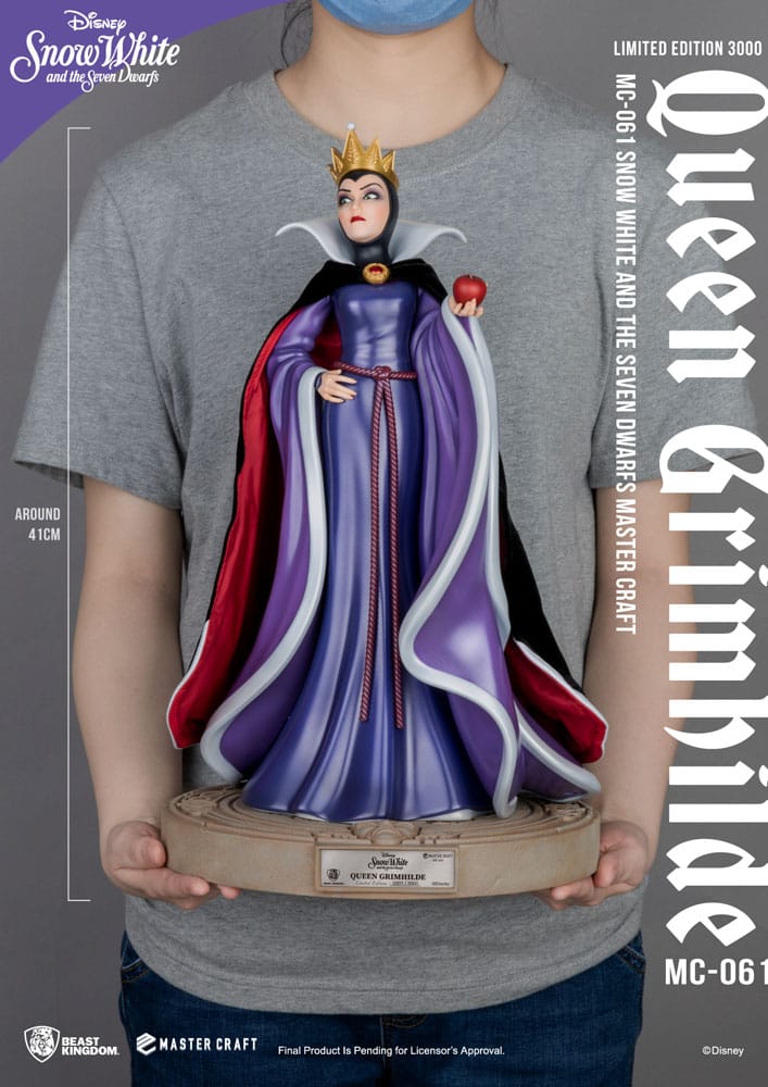 Disney Snow White and the Seven Dwarfs Master Craft Statue Queen Grimhilde 41 cm - Damaged packaging