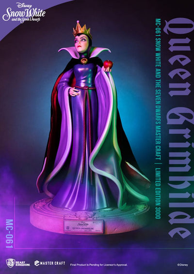 Disney Snow White and the Seven Dwarfs Master Craft Statue Queen Grimhilde 41 cm - Damaged packaging
