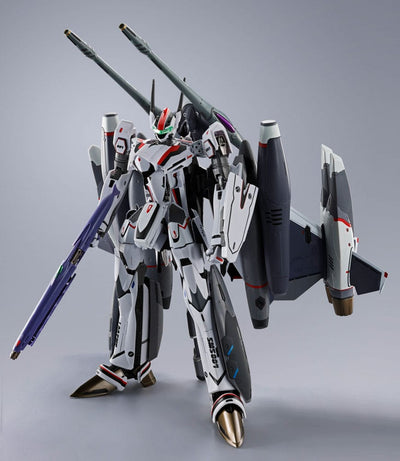 Macross Frontier DX Chogokin Action Figure Tornado Messiah Valkyrie Alto Saotome Use Revival Ver. 25 cm