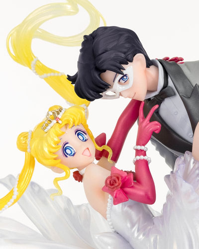 Sailor Moon FiguartsZERO Chouette PVC Statue Usagi &amp; Tuxedo Mask Moonlight Glow Edition 24 cm
