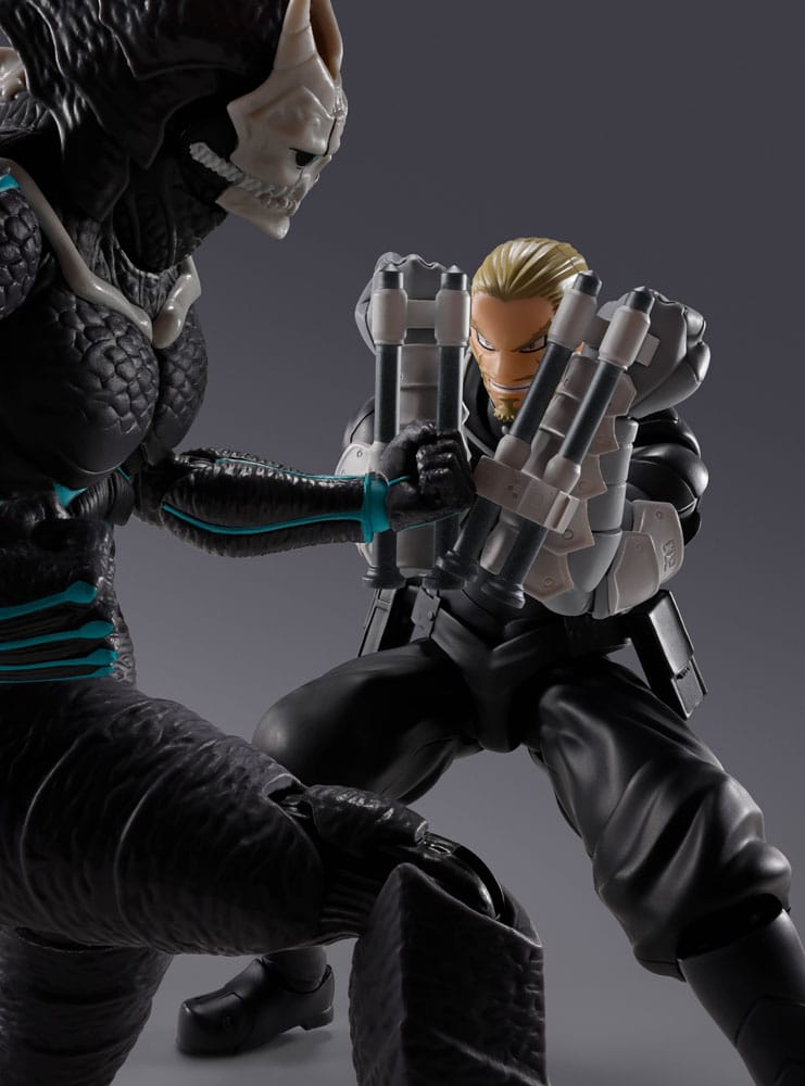 Kaiju No. 8 SHFiguarts Action Figure Isao Shinomiya 17 cm