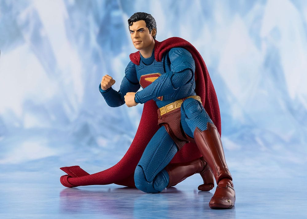 Superman 2025 SHFiguarts Action Figure Superman 16 cm