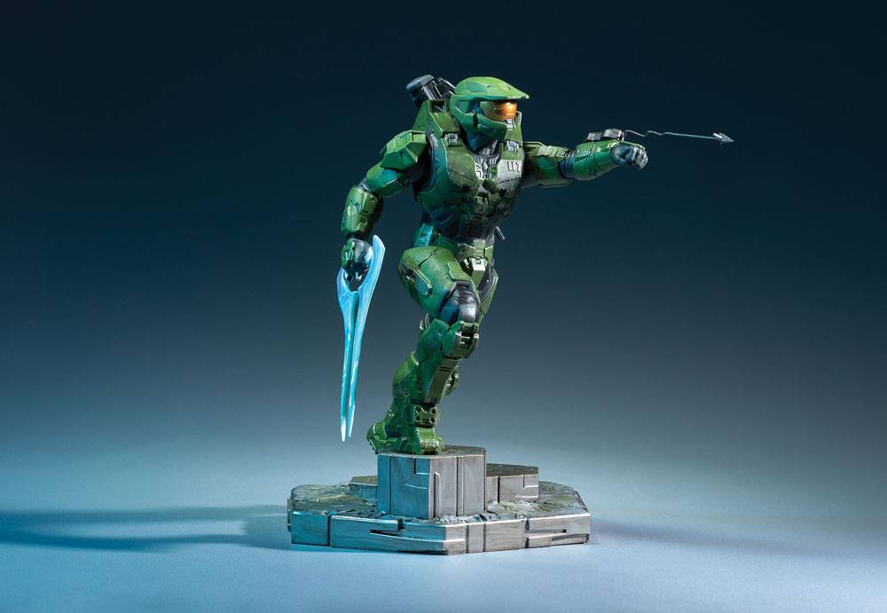 Halo Infinite PVC Statue Master Chief & Grappleshot 26 cm