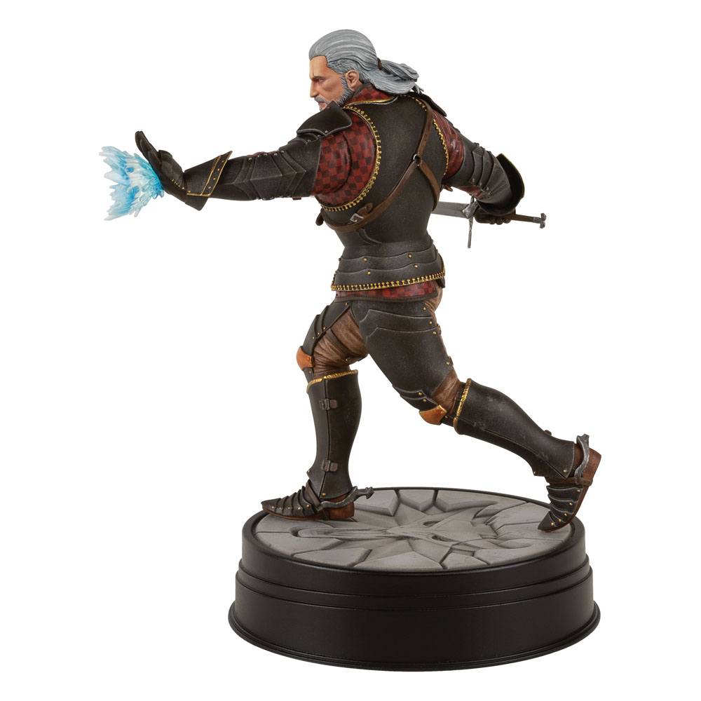 Witcher 3 Wild Hunt PVC Statue Geralt Toussaint Tourney Armor 20 cm